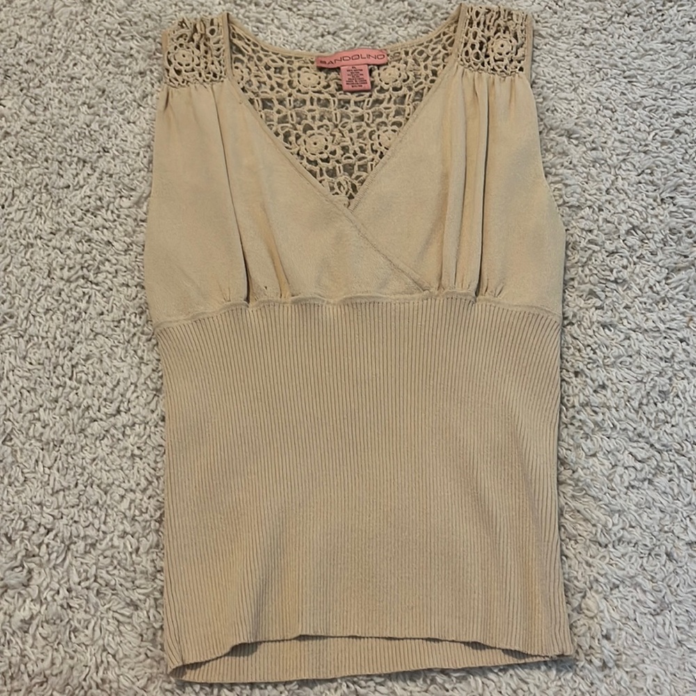 No sleeves cream shirt